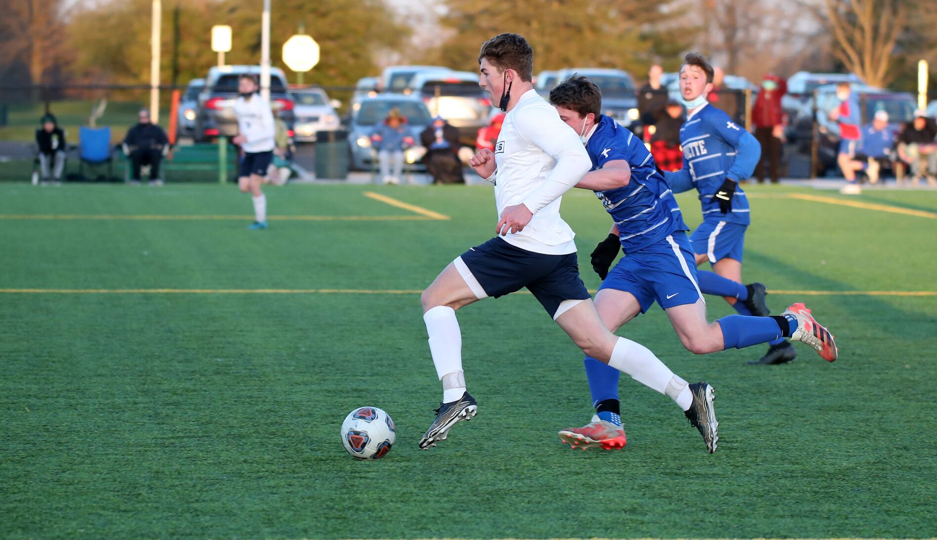 Alton Marquette vs. Althoff boys soccer